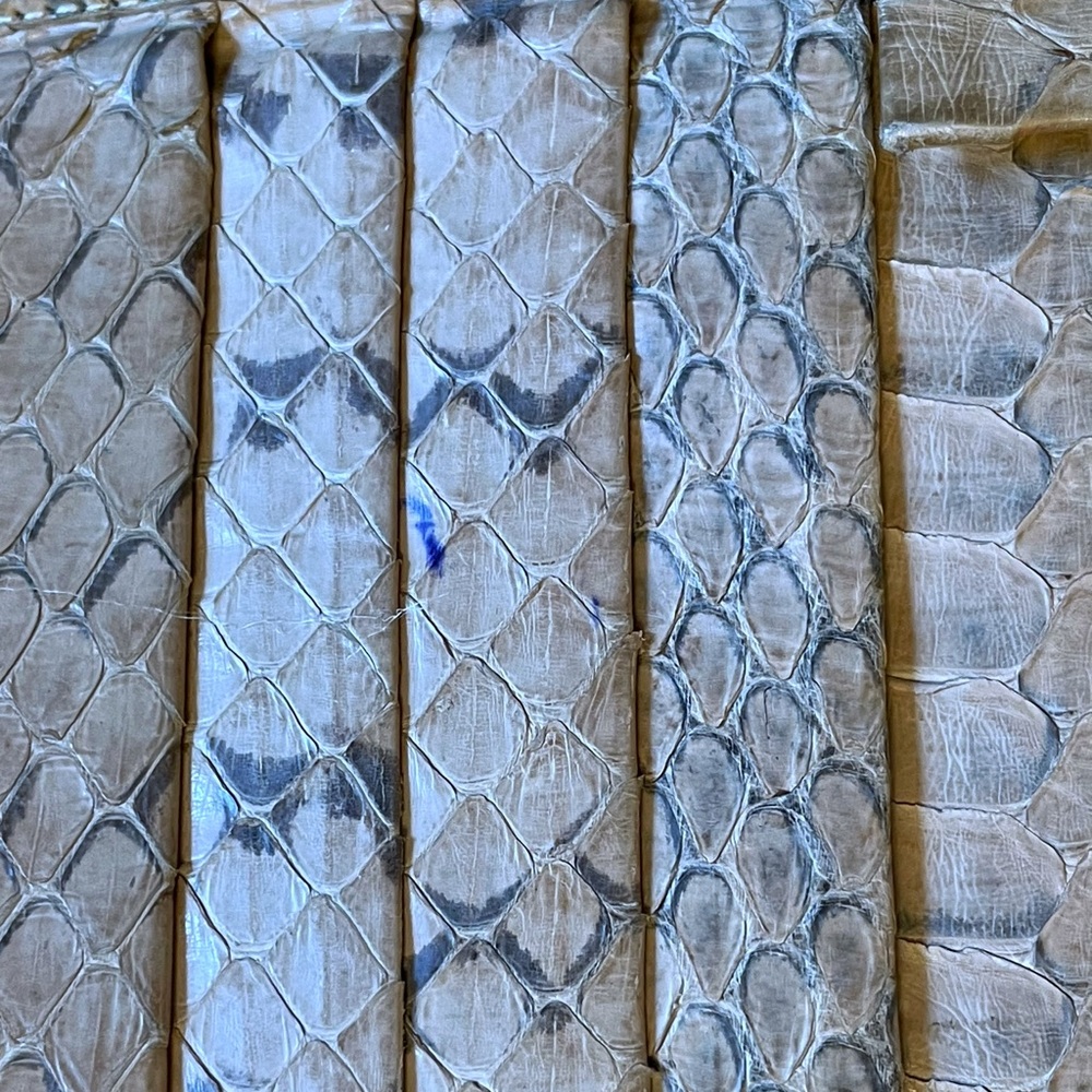 Vintage brown snake skin leather trifold wallet - Picture 12 of 12